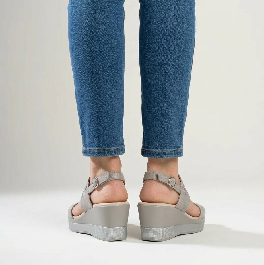 Bianca Lombardi | Cómoda sandalia de cuña para mujer