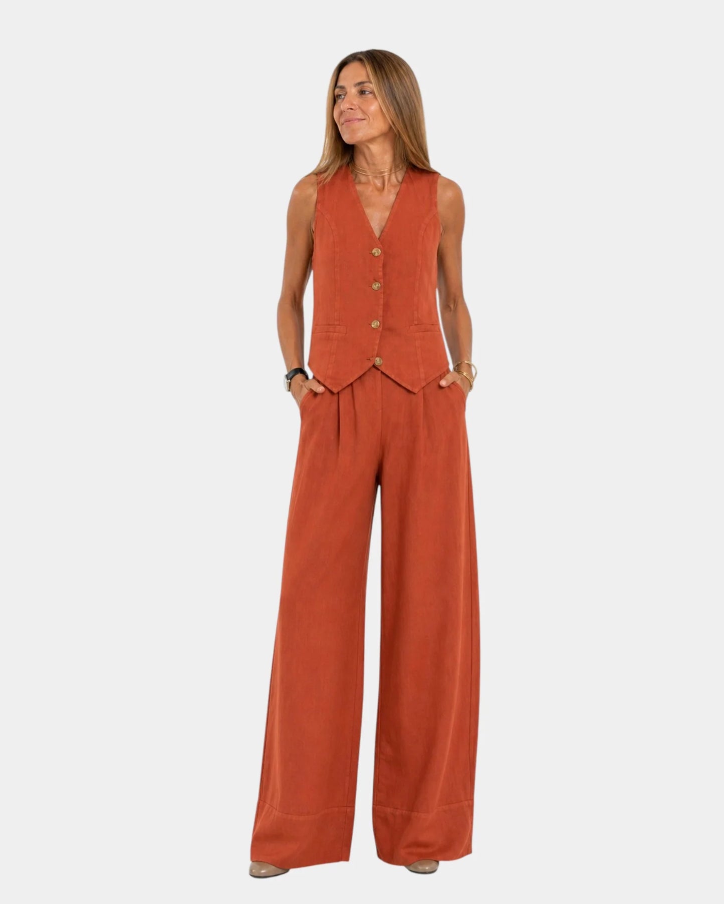 Bianca Lombardi | Conjunto de chaqueta sin mangas y pantalón