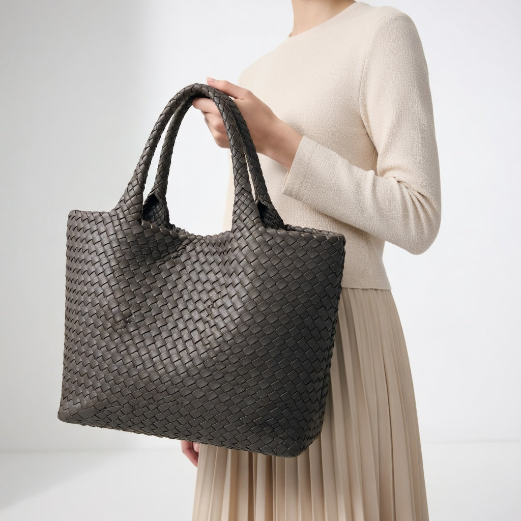 Bianca Lombardi | Bolso de mano trenzado: elegancia atemporal