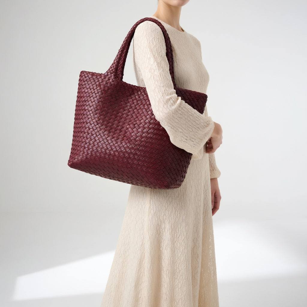 Bianca Lombardi | Bolso de mano trenzado: elegancia atemporal