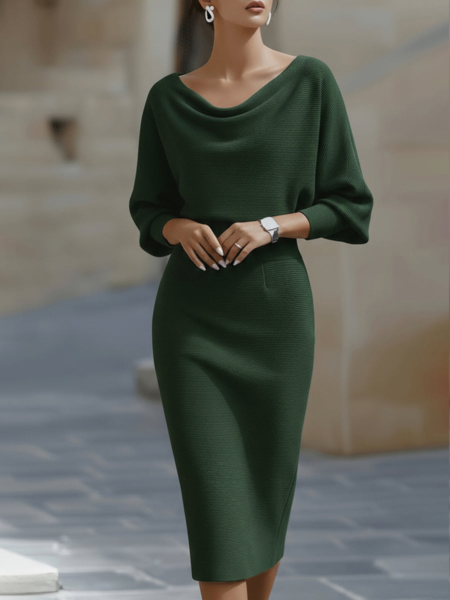 Bianca Lombardi | Elegante vestido midi drapeado, un clásico atemporal