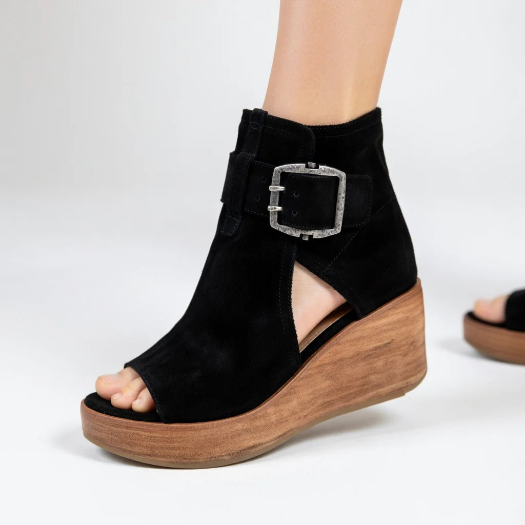 Bianca Lombardi |Botines de cuña abiertos de estilo moderno